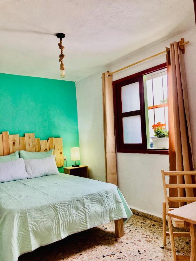 Alhambra Hotel - Сан-Кристобаль-де-Ла-Касас Экстерьер фото